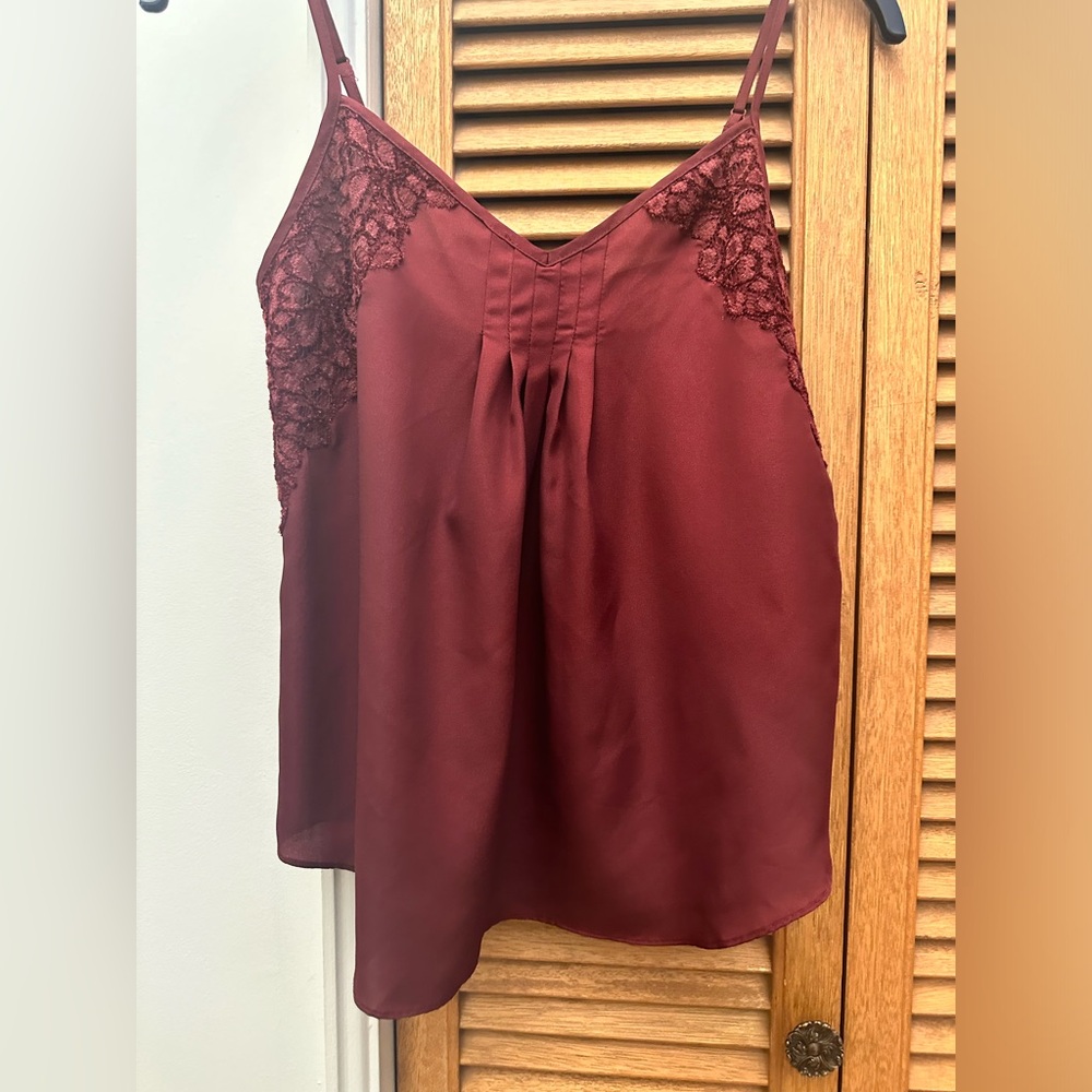 Talula Size S Burgundy Spagetti Strap Adjustable Pleated Lace Inset Camisole Top - Picture 4 of 13